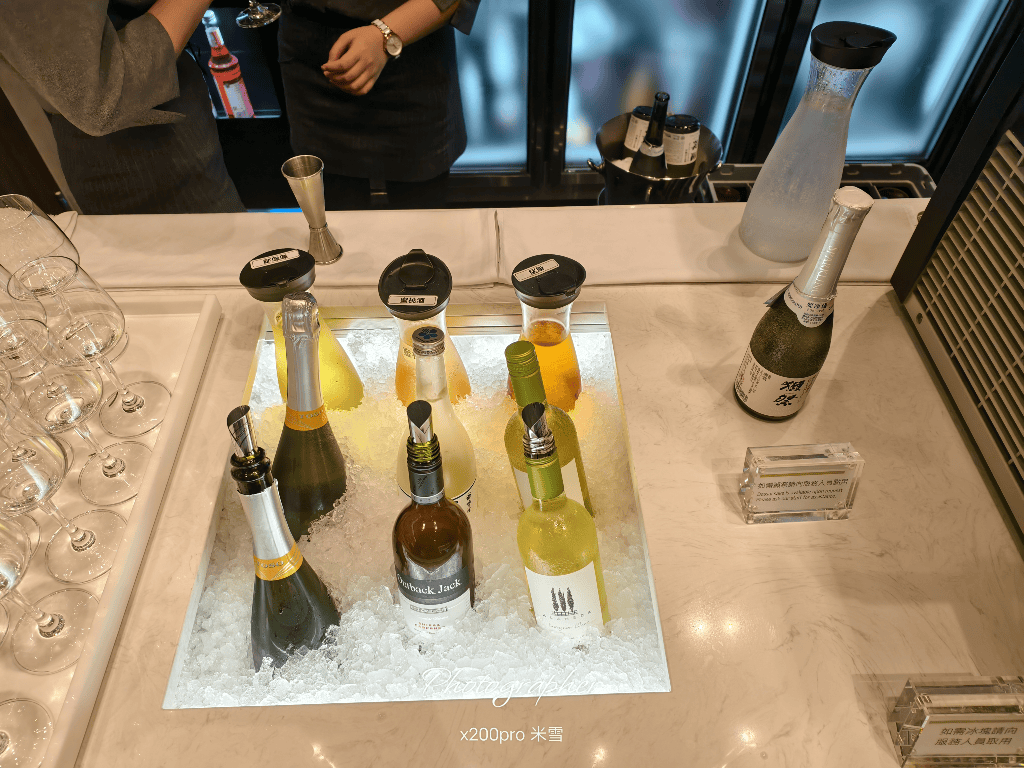 【台北寒舍艾美酒店 】探索廚房自助餐枱升級登場3訪，帝王蟹、龍蝦、干貝、鮑魚及和牛通通都有❤️❤️❤️