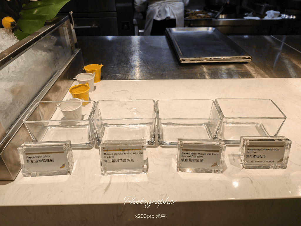 【台北寒舍艾美酒店 】探索廚房自助餐枱升級登場3訪，帝王蟹、龍蝦、干貝、鮑魚及和牛通通都有❤️❤️❤️