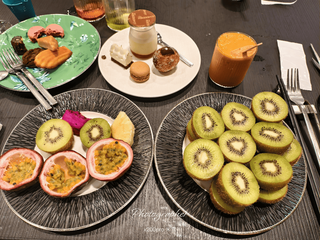 【台北寒舍艾美酒店 】探索廚房自助餐枱升級登場3訪，帝王蟹、龍蝦、干貝、鮑魚及和牛通通都有❤️❤️❤️