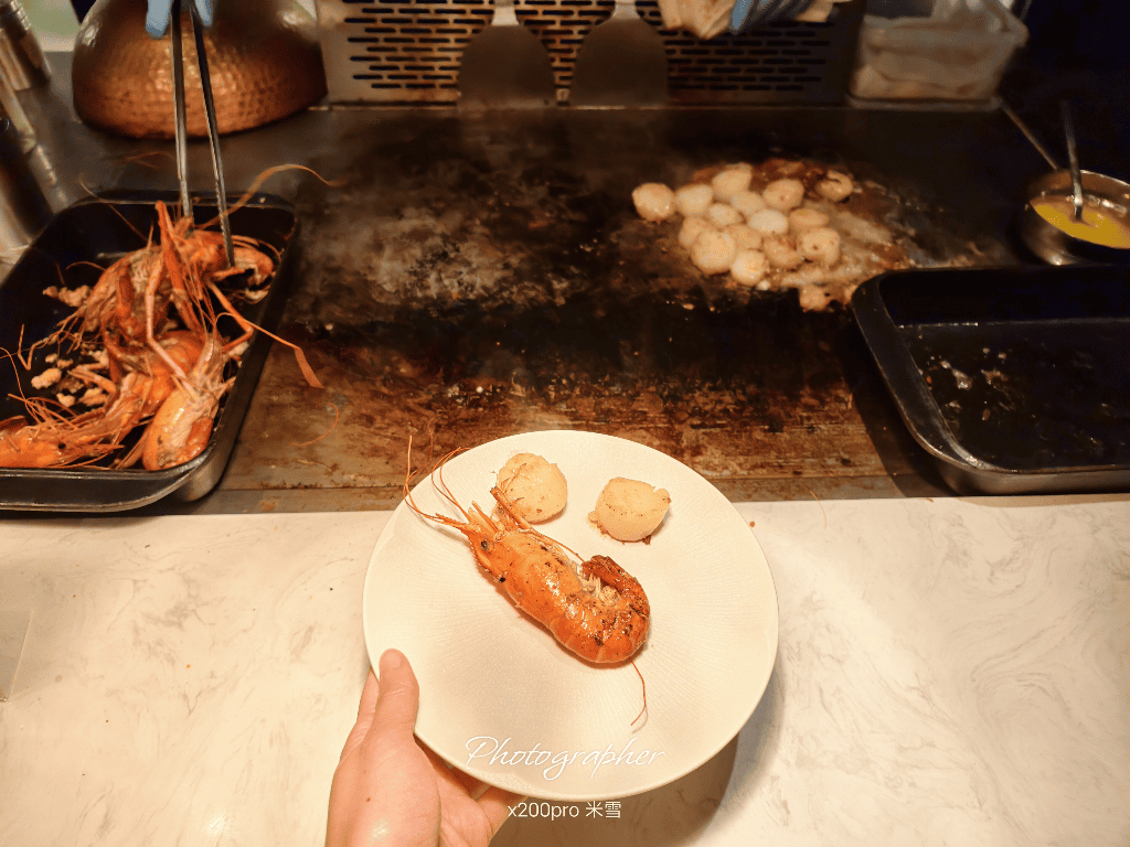 【台北寒舍艾美酒店 】探索廚房自助餐枱升級登場3訪，帝王蟹、龍蝦、干貝、鮑魚及和牛通通都有❤️❤️❤️