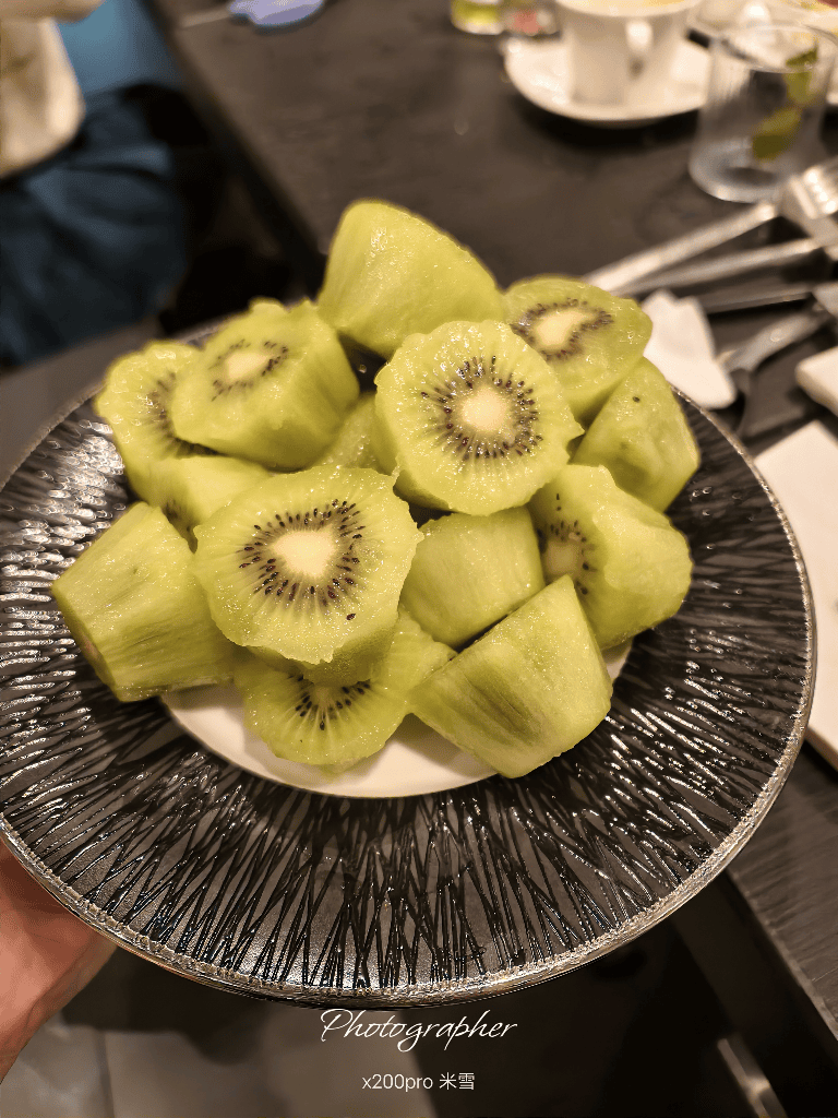 【台北寒舍艾美酒店 】探索廚房自助餐枱升級登場3訪，帝王蟹、龍蝦、干貝、鮑魚及和牛通通都有❤️❤️❤️