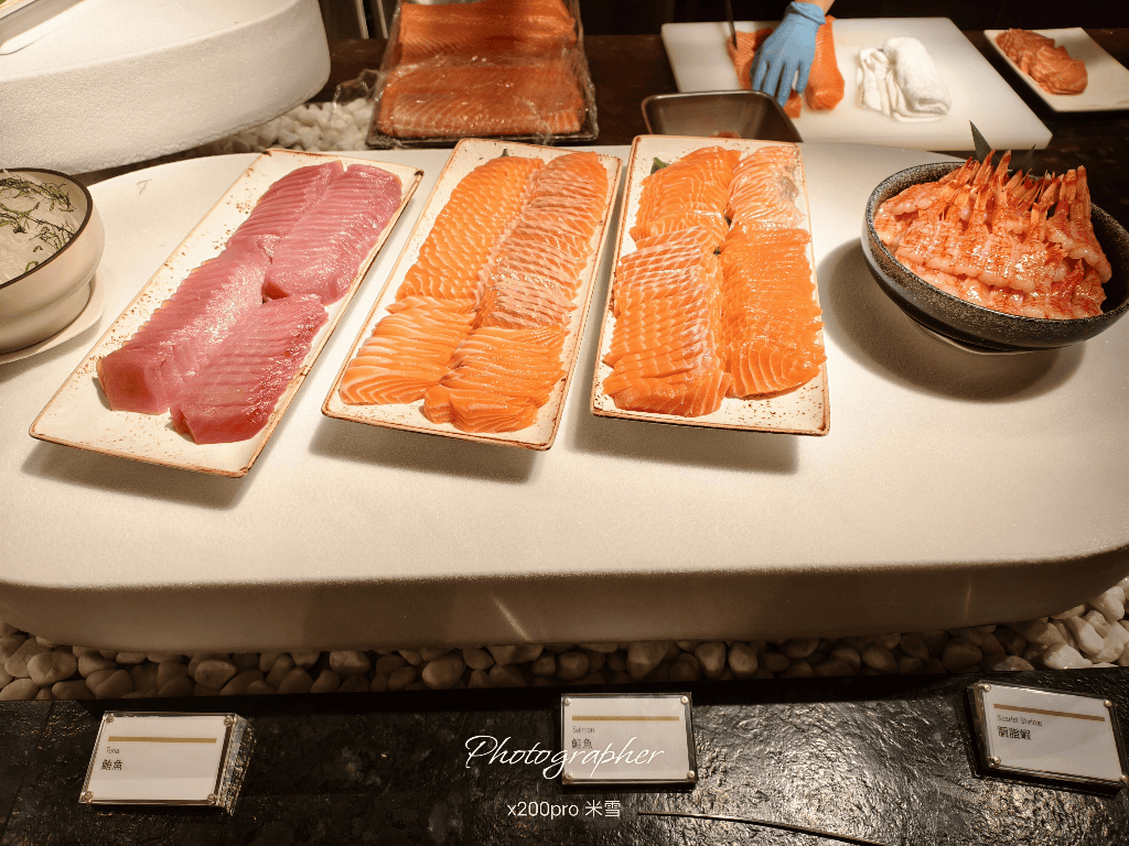 【台北寒舍艾美酒店 】探索廚房自助餐枱升級登場3訪，帝王蟹、龍蝦、干貝、鮑魚及和牛通通都有❤️❤️❤️