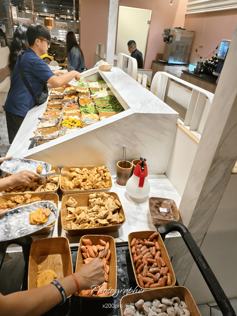 【新莊美食】築間幸福鍋物樹林秀泰店 陰雨綿綿天氣轉涼,正好用胡椒豬骨湯來暖胃🥰 - 第6張圖 【新莊美食】築間幸福鍋物樹林秀泰店 陰雨綿綿天氣轉涼,正好用胡椒豬骨湯來暖胃🥰
