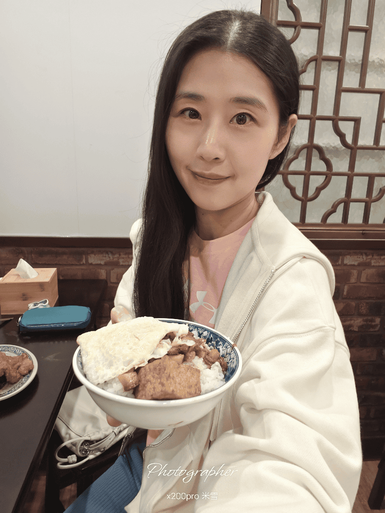 【新莊美食】魯十二滷肉飯新莊中平店，滷排骨只要$50耶
