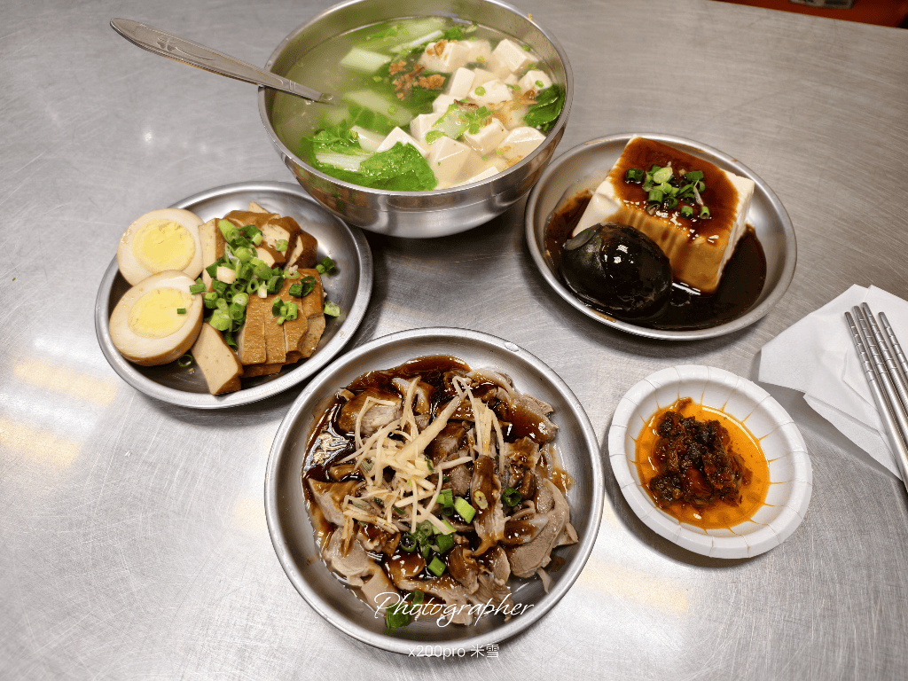 【新莊美食】云享小吃店，總是大排長龍的人氣美食店