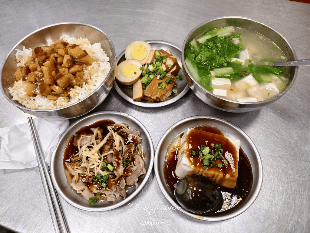 【新莊美食】云享小吃店，總是大排長龍的人氣美食店