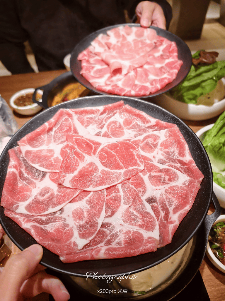 【新莊美食】萬客什鍋新莊復興店再訪，壽星送肉肉哦🎂