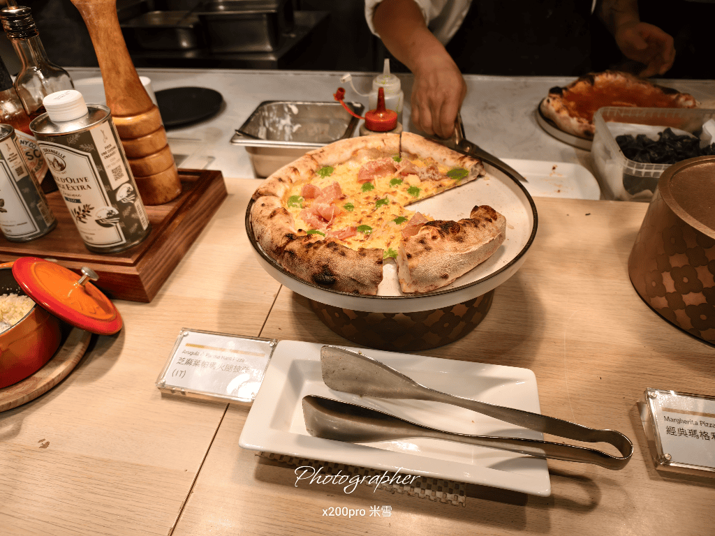 【台北寒舍艾美酒店 】探索廚房自助餐枱升級登場4訪，帝王蟹、