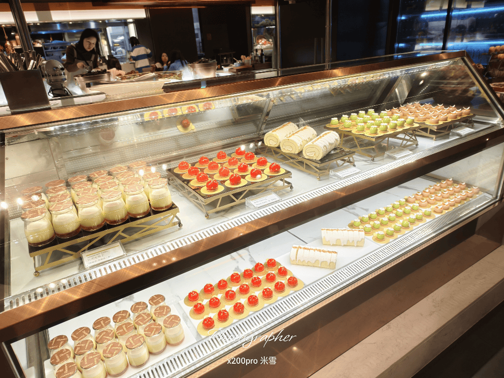 【台北寒舍艾美酒店 】探索廚房自助餐枱升級登場4訪，帝王蟹、