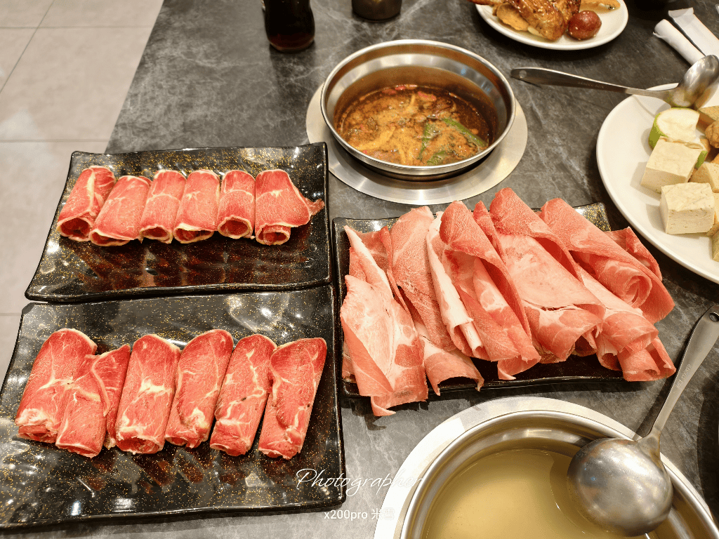 【新莊美食】千葉火鍋中原尊爵館 ，壽星月天天5折