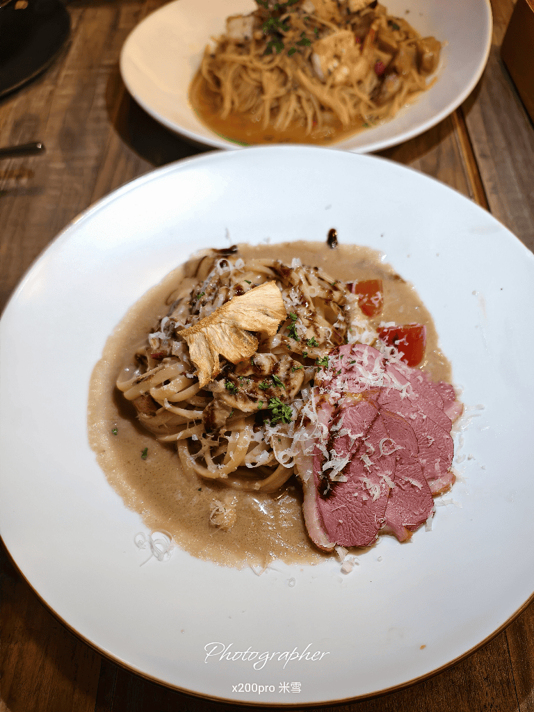 【台北美食 】Les Piccola 隱身永康商圈巷弄的森林系餐酒館再訪 - 第6張圖 【台北美食 】Les Piccola 隱身永康商圈巷弄的森林系餐酒館再訪