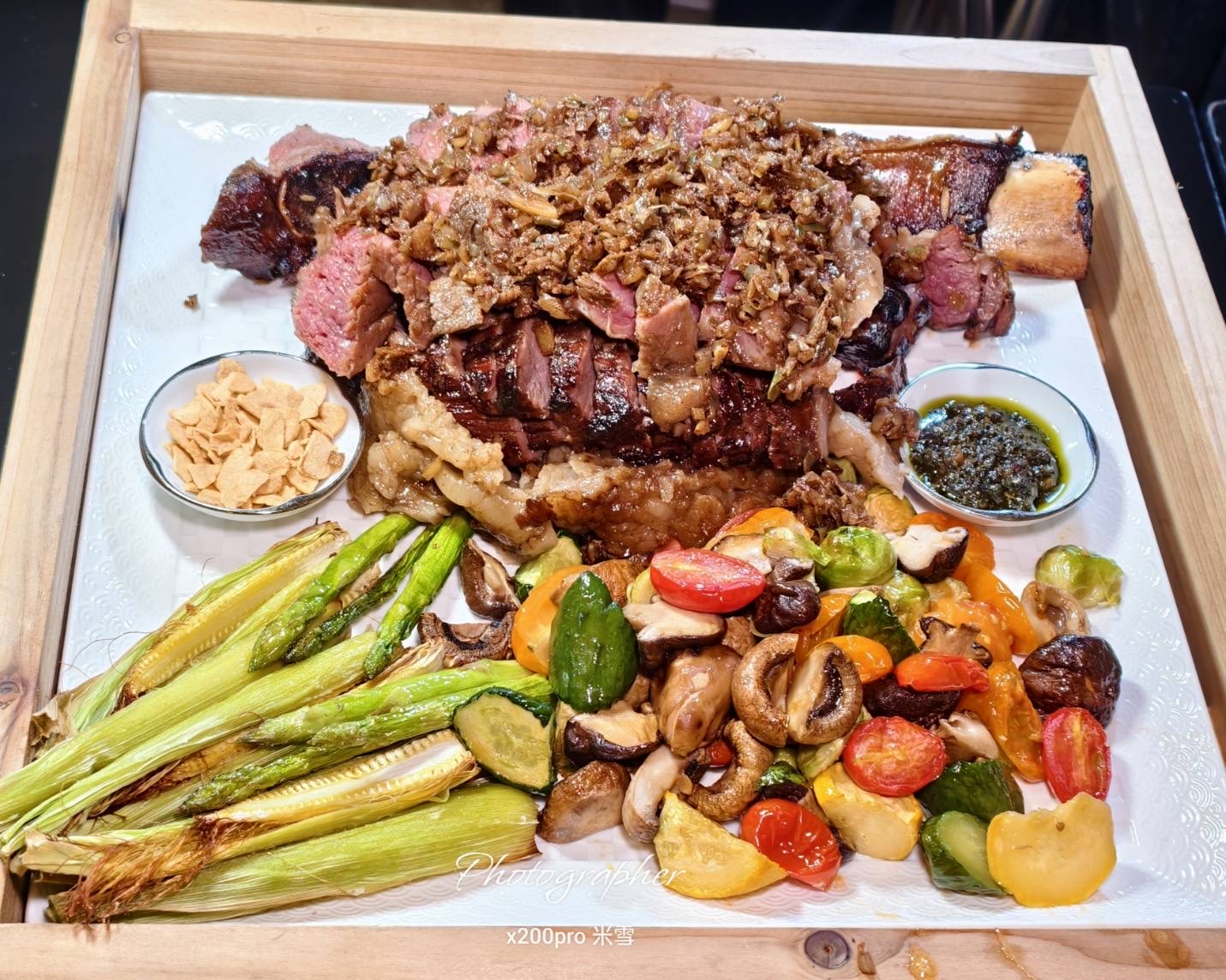 【台北美食】粵亮廣式料理，再訪吃片鴨、戰斧牛及滿滿海味的海鮮湯❤️