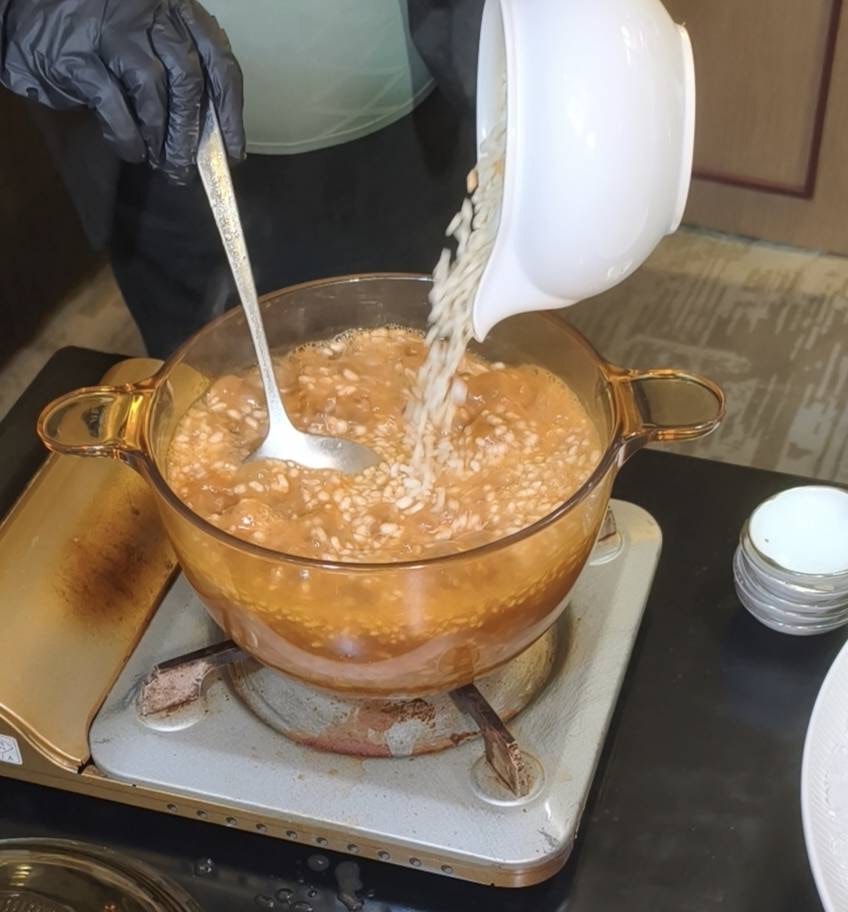 【台北美食】粵亮廣式料理，再訪吃片鴨、戰斧牛及滿滿海味的海鮮湯❤️