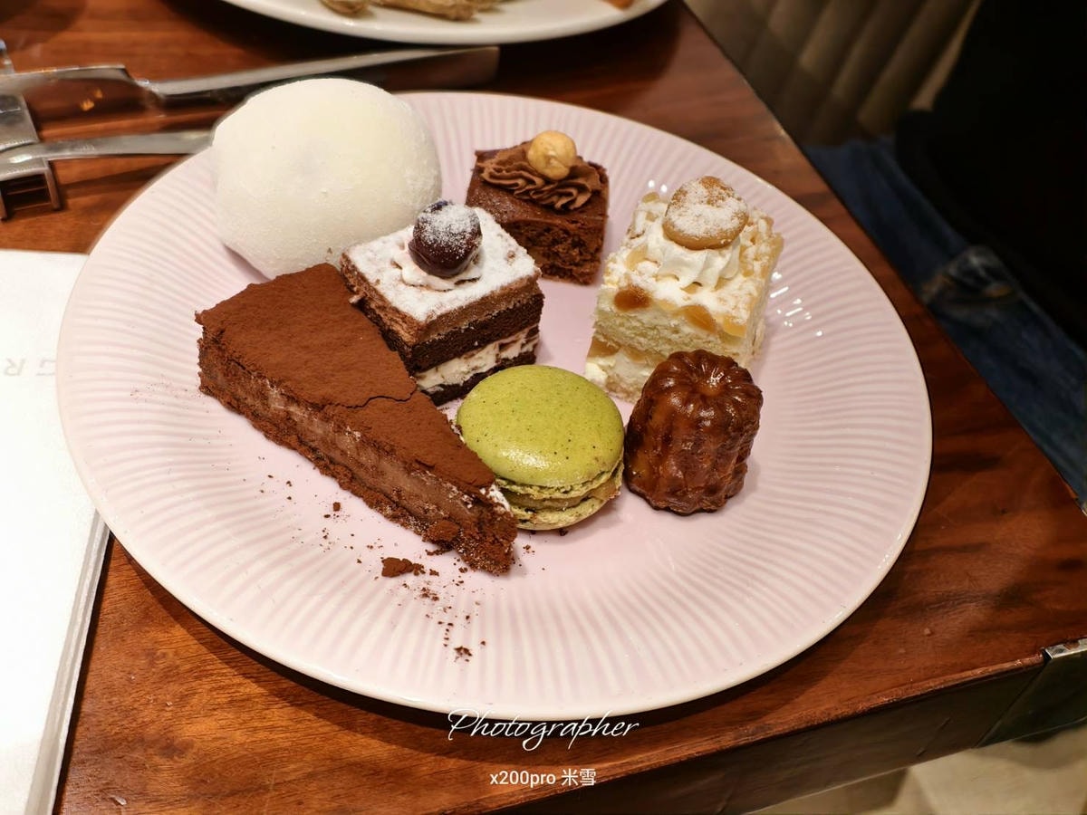 【台北君悅酒店】凱菲屋 Café，開箱海鮮大豐收！