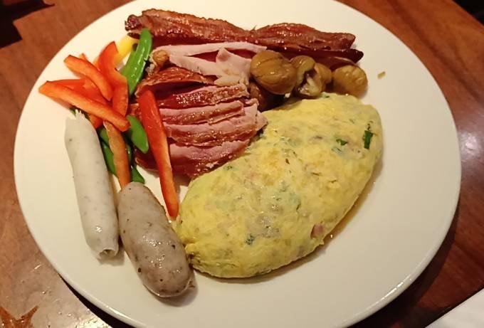 【台北君悅酒店】凱菲屋 Café，早餐竟然巧遇蜘蛛人Alex Honnold！