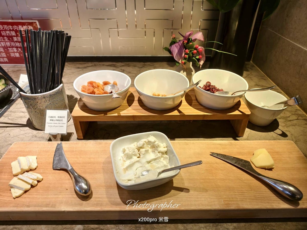 【台北君悅酒店】凱菲屋 Café，早餐竟然巧遇蜘蛛人Alex Honnold！