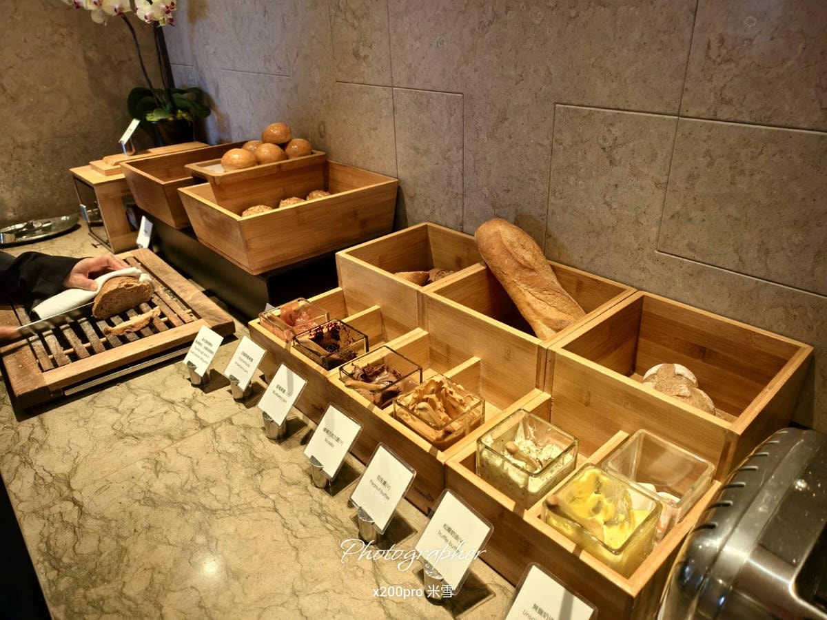 【台北君悅酒店】凱菲屋 Café，早餐竟然巧遇蜘蛛人Alex Honnold！