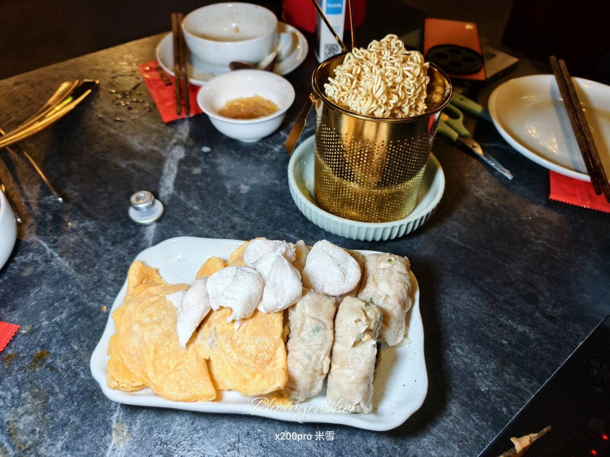 【黃仁勳美食地圖】老撈麻辣火鍋順天外科醫院，在充滿歷史大稻埕品嚐新派火鍋❤️
