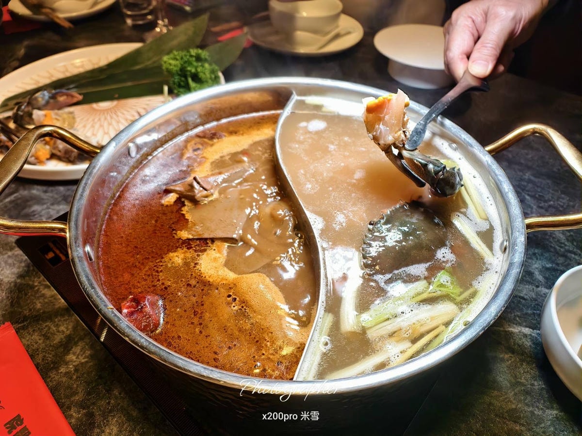 【黃仁勳美食地圖】老撈麻辣火鍋順天外科醫院，在充滿歷史大稻埕品嚐新派火鍋❤️