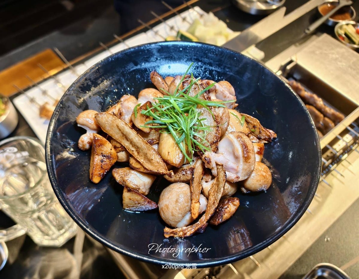 【台北美食】羊騷殿,全台首創自動烤串的美味羊肉料理🍻 - 第15張圖 【台北美食】羊騷殿,全台首創自動烤串的美味羊肉料理🍻