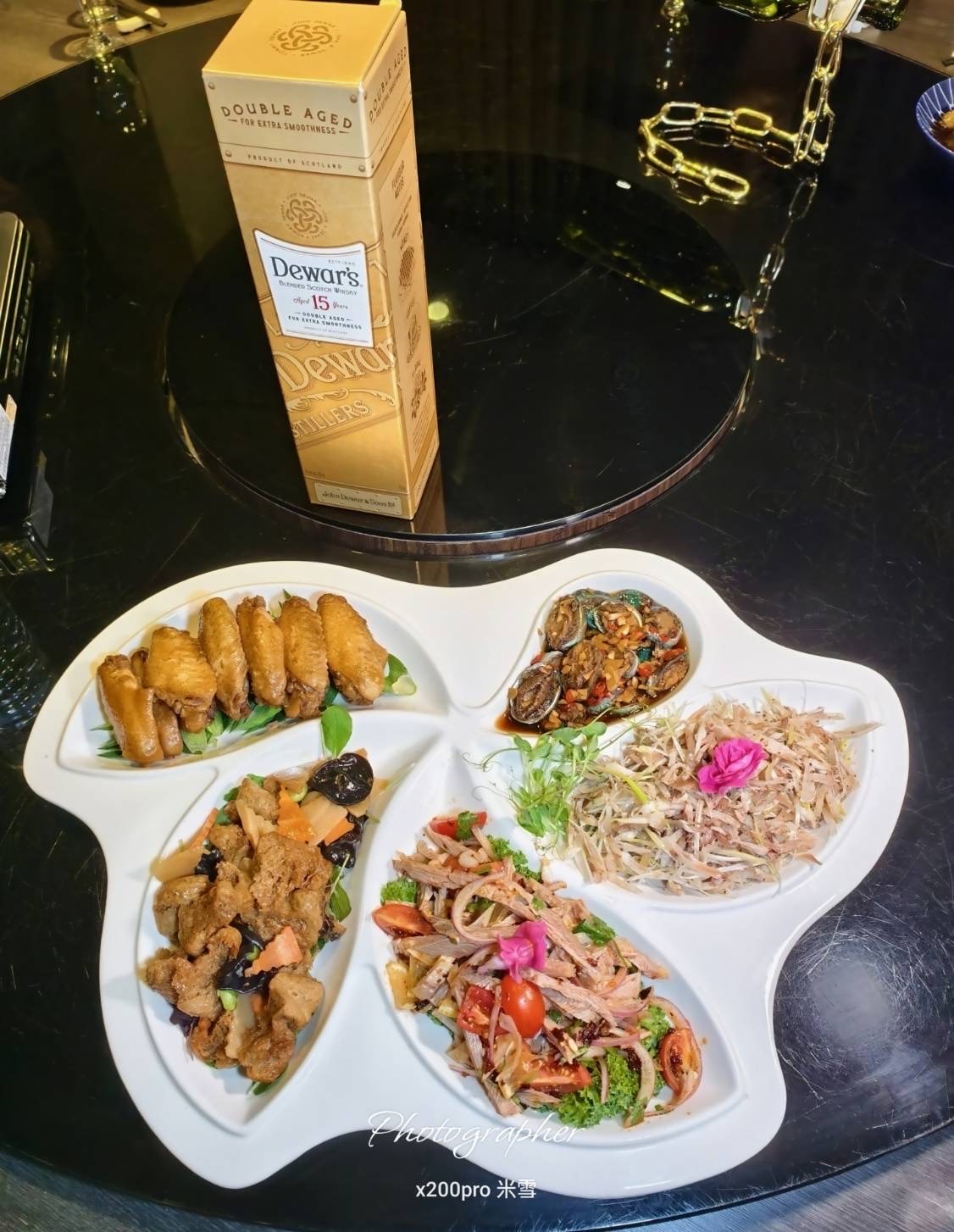 【台北大安區美食】龍洞海產,超浮誇飛天龍蝦麵人均只要$1200!!! - 第4張圖 【台北大安區美食】龍洞海產,超浮誇飛天龍蝦麵人均只要$1200!!!