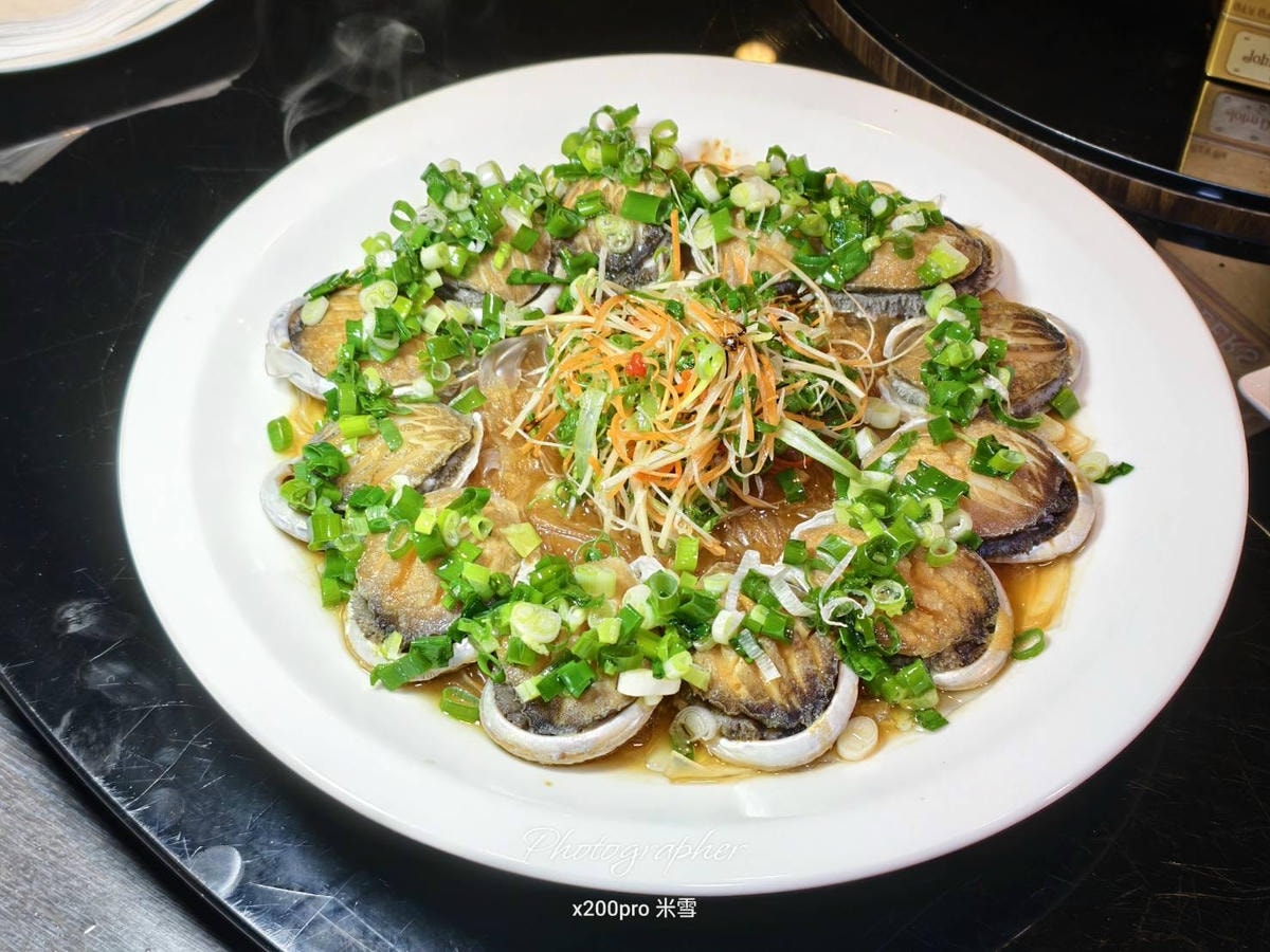 【台北大安區美食】龍洞海產,超浮誇飛天龍蝦麵人均只要$1200!!! - 第6張圖 【台北大安區美食】龍洞海產,超浮誇飛天龍蝦麵人均只要$1200!!!