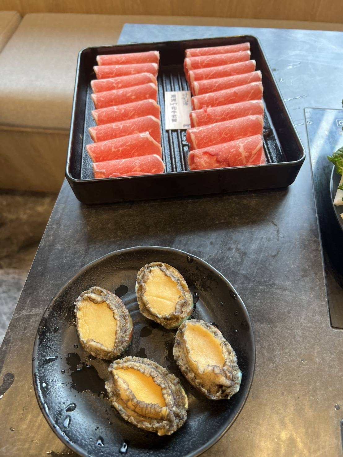 【桃園美食吃到飽】極千葉，魔爪&金莎大自由的鍋物吃到飽🍻
