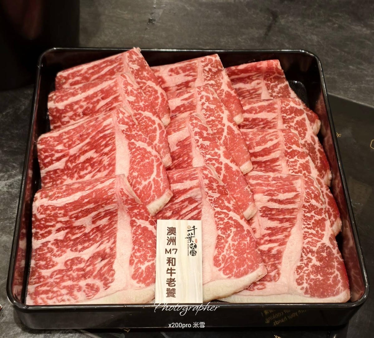 【桃園美食吃到飽】極千葉，魔爪&金莎大自由的鍋物吃到飽🍻