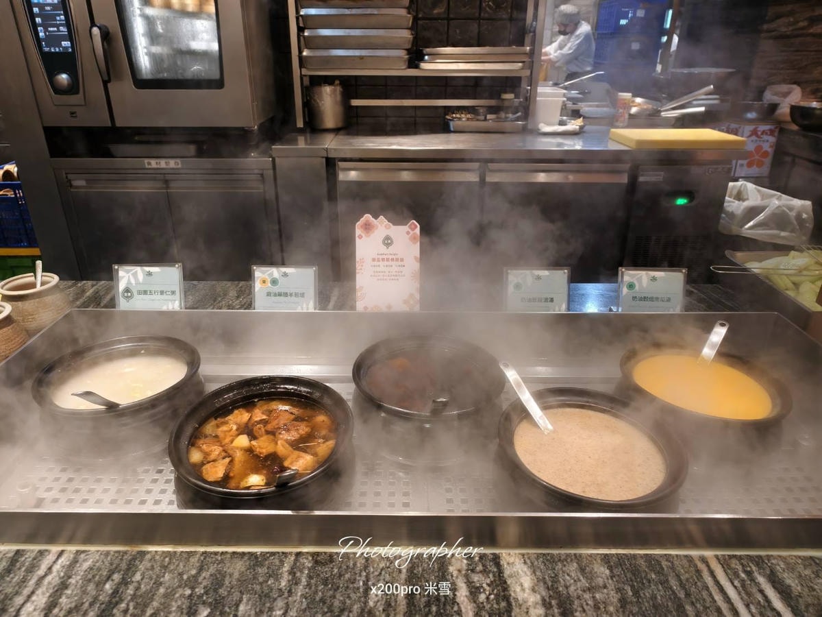 【板橋美食吃到飽】果然匯 新北板橋店，蔬食吃到飽天花板再訪🥰