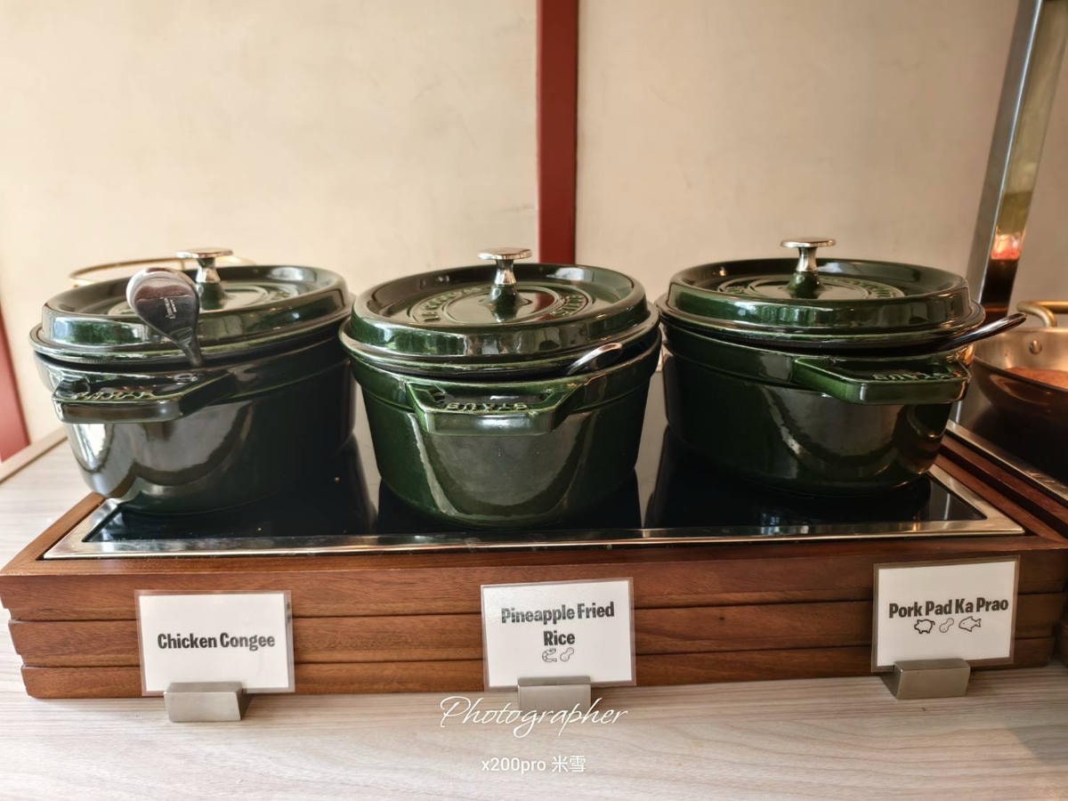 【曼谷飯店美食】曼谷瑪哈納功標準酒店，Double Standard 早餐