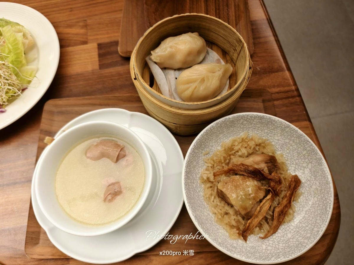 【桃園機場貴賓室】星宇頭1&2航貴賓室開箱請客樓餐點🥂