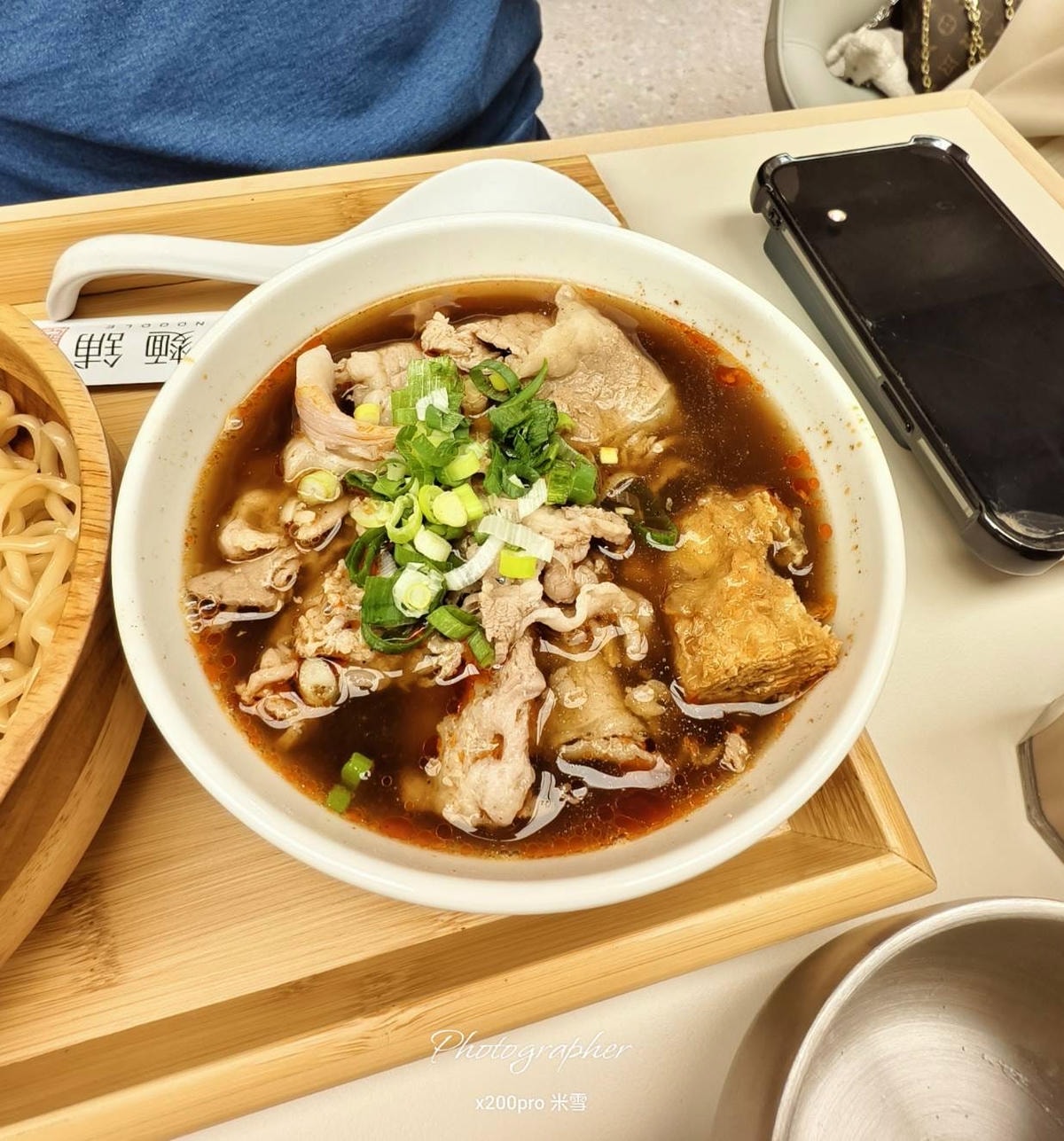 【新莊吃到飽】大師兄銷魂麵舖新莊宏匯 PLUS 店，自助吧開心吃🥰