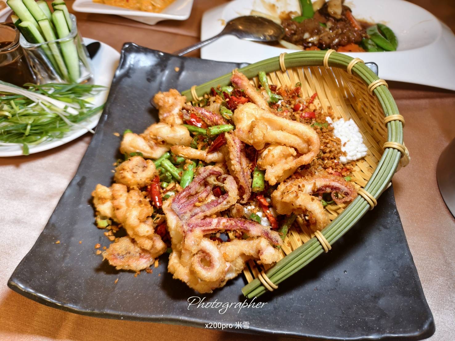 【新莊美食】喜月港式飲茶，烤鴨和港點都好吃耶！