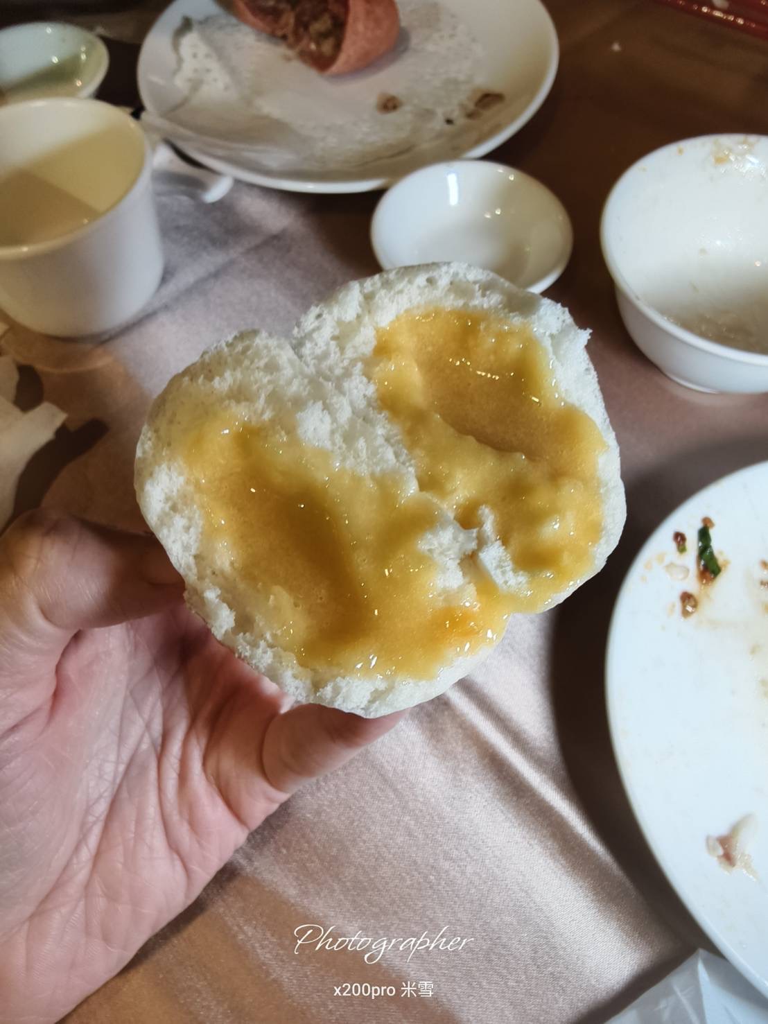 【新莊美食】喜月港式飲茶，烤鴨和港點都好吃耶！