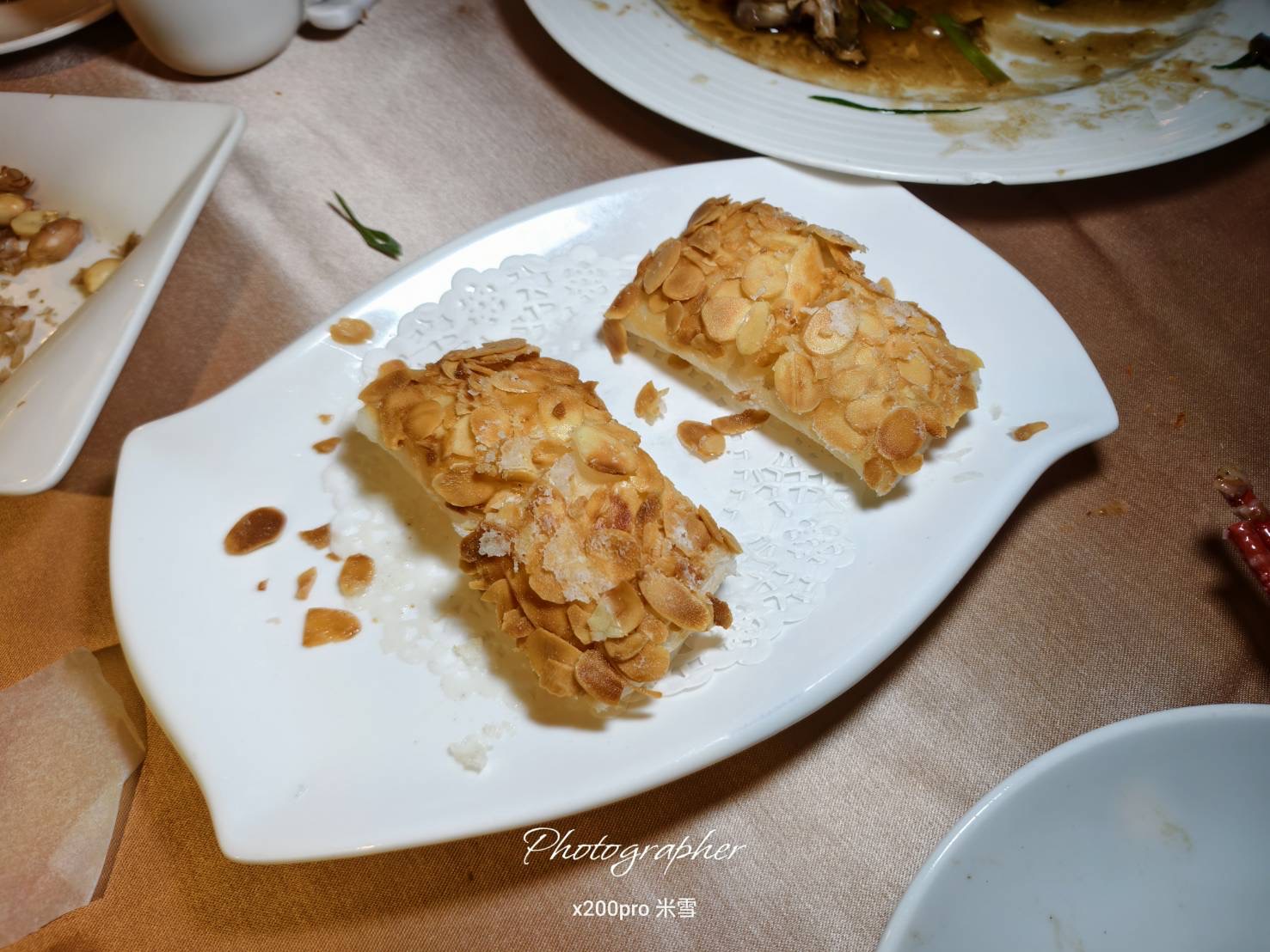 【新莊美食】喜月港式飲茶，烤鴨和港點都好吃耶！