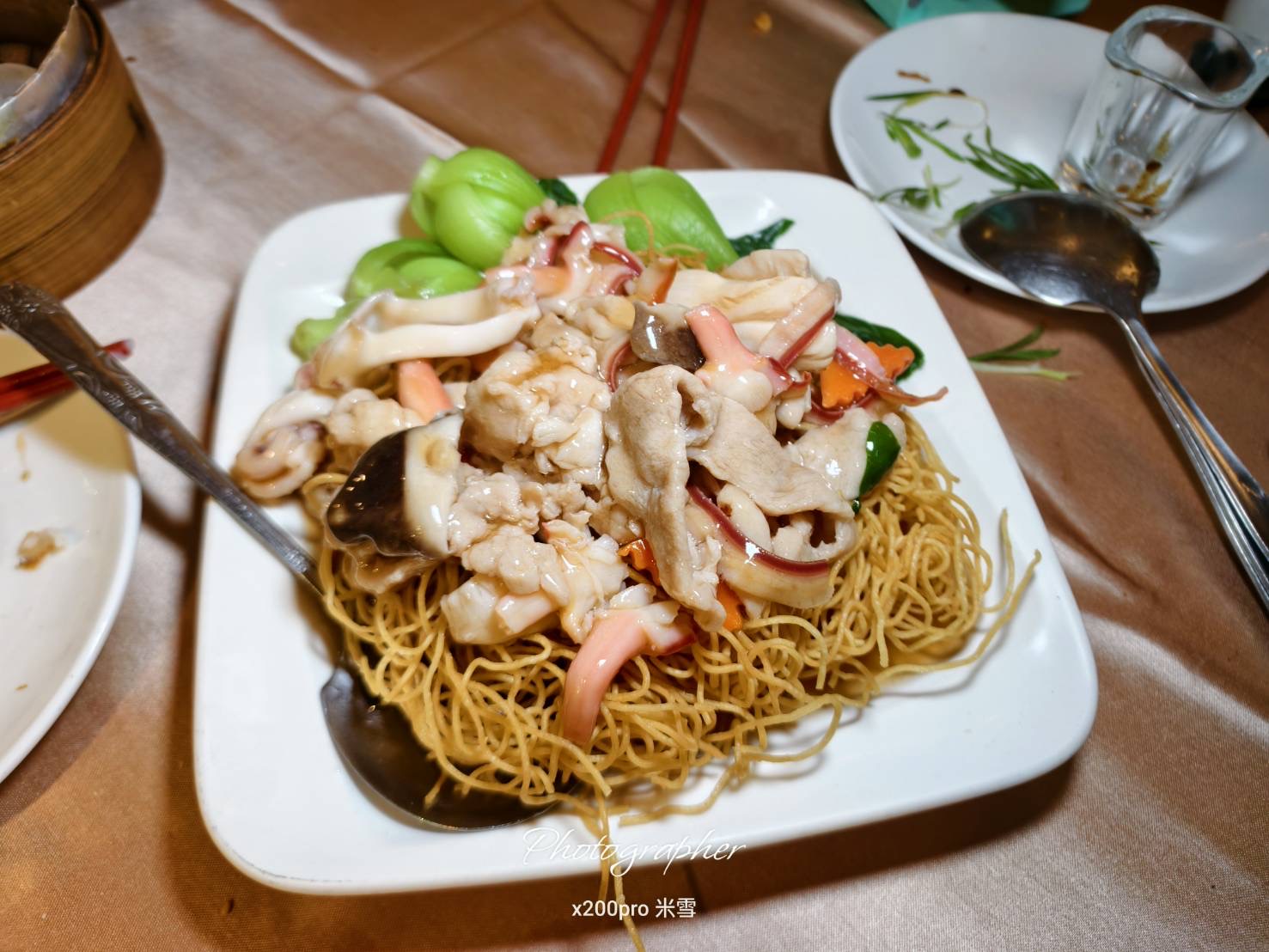 【新莊美食】喜月港式飲茶，烤鴨和港點都好吃耶！