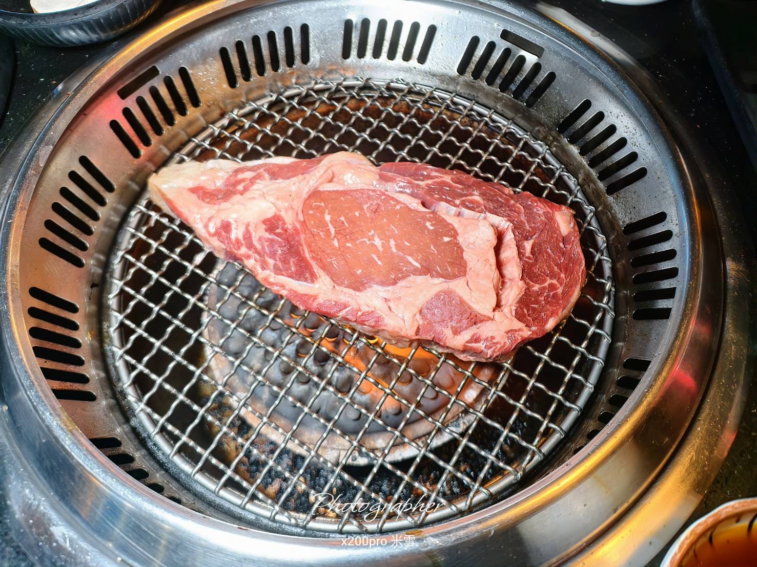【桃園吃到飽】大漠紅頂級燒肉，老饕秘境再訪大嗑Q彈牛舌&生食干貝暢吃🍺