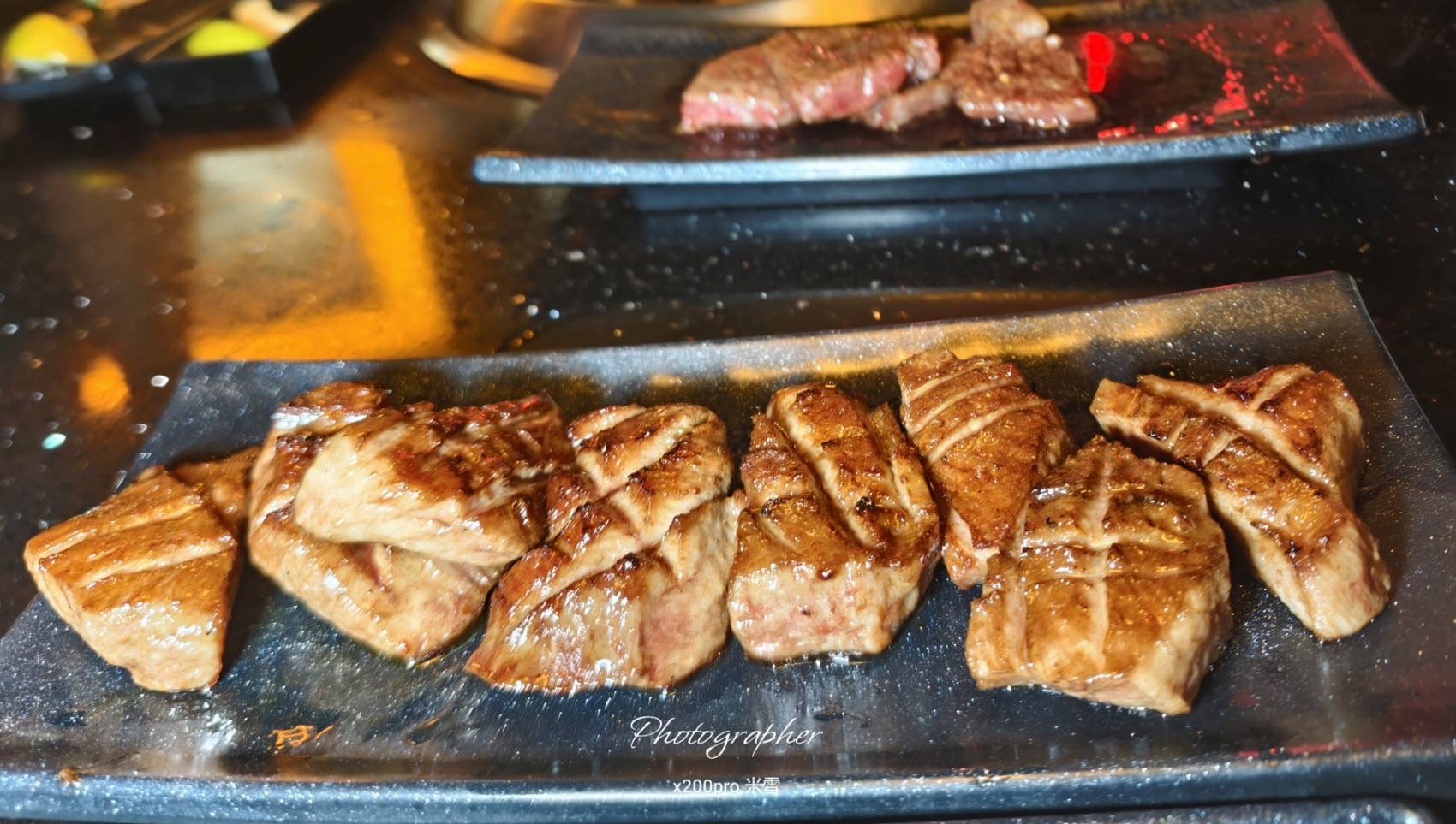 【桃園吃到飽】大漠紅頂級燒肉，老饕秘境再訪大嗑Q彈牛舌&生食干貝暢吃🍺