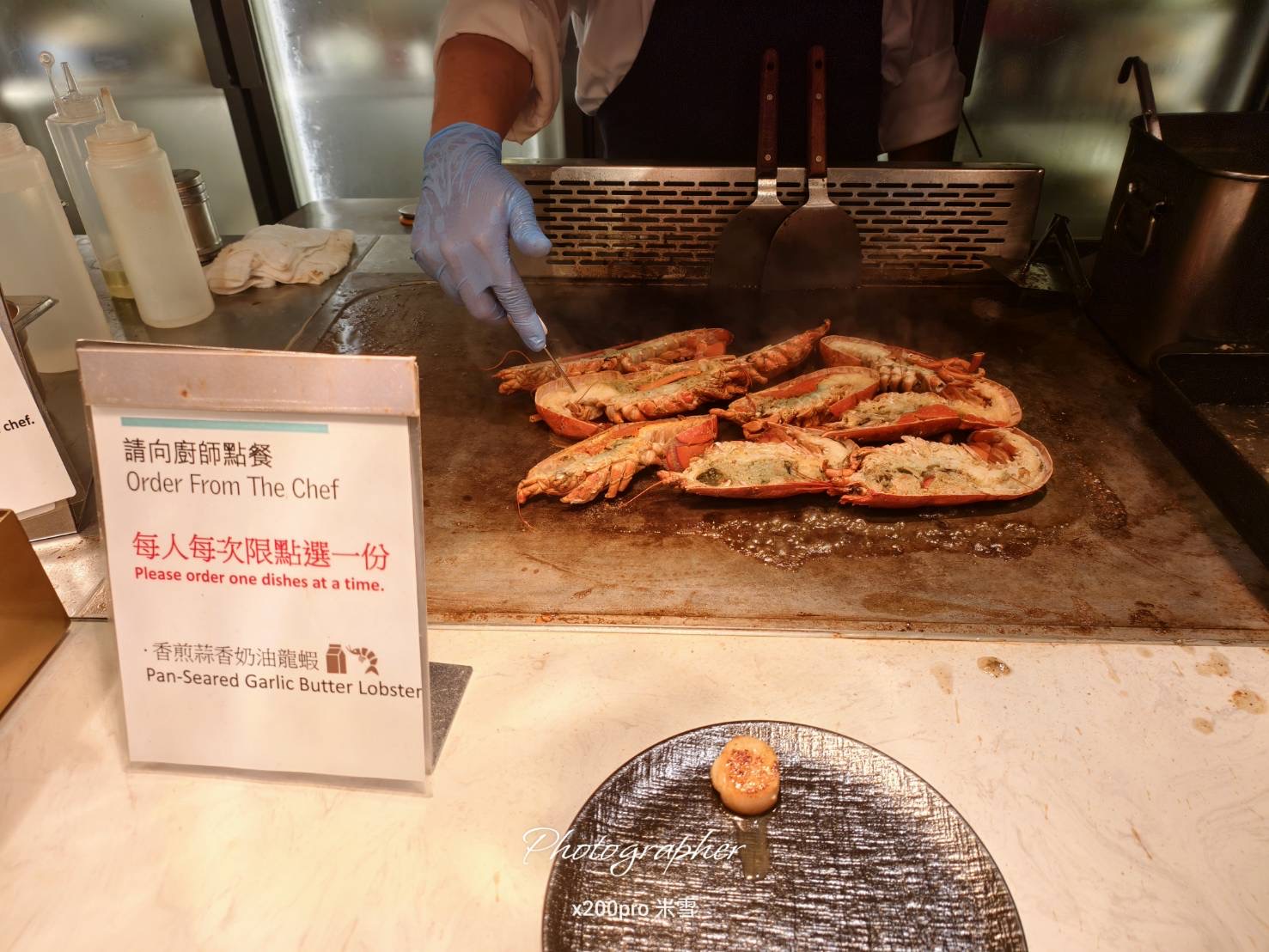 【台北吃到飽】寒舍艾美酒店，探索廚房平日也有帝王蟹吃到飽🍺